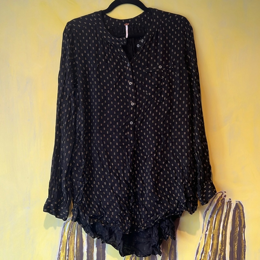 Free People Black Printed Button Down Long Sleeve Tunic Shirt Blouse Sz Medium